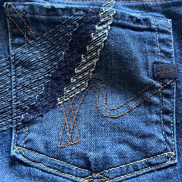 Citizen Of Humanity low waist flair jeans, size 27 - Picture 11 of 16